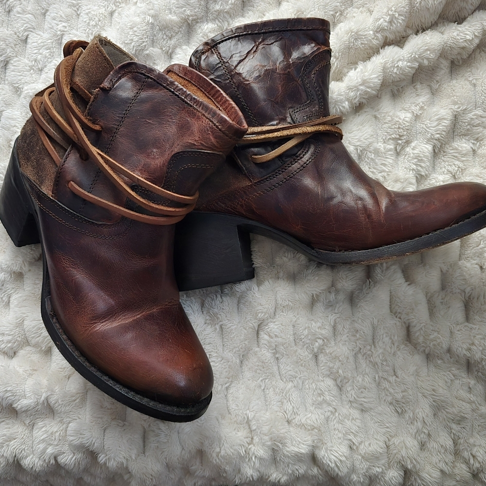 FREEBIRD By Steven Casey Ankle Boots Size 8 Cognac